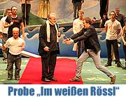 Probe: Das Staatstheater am Gärtnerplatz und das Deutsche Theater präsentieren die Operette "Das weiße Rössl" mit Maximilian Schell vom 12.10.-11.11.2012 (©Foto: Martin Schmitz)